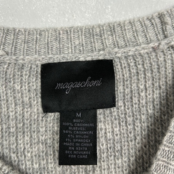 Magaschoni size M cashmere sweater tube ball sleeves gray textured raglan - Picture 10 of 11
